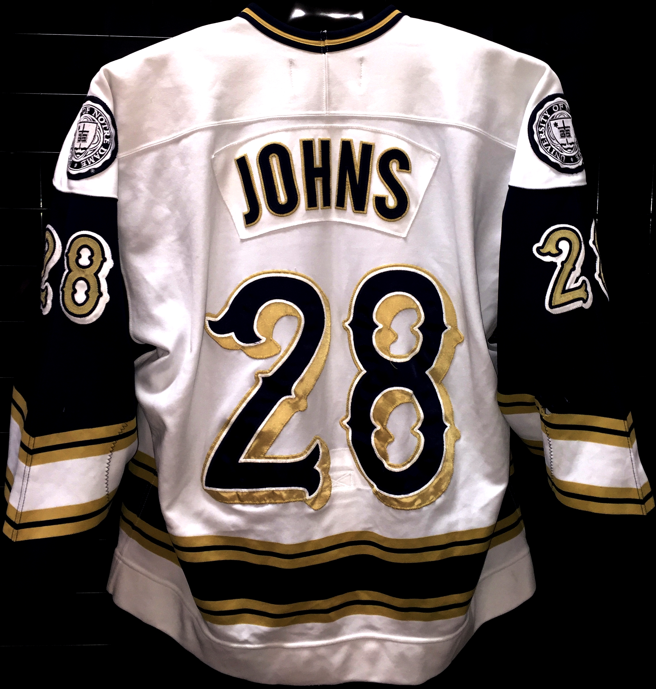 notre dame hockey uniforms